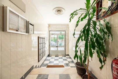 Apartamento T3 para Venda em Queluz e Belas