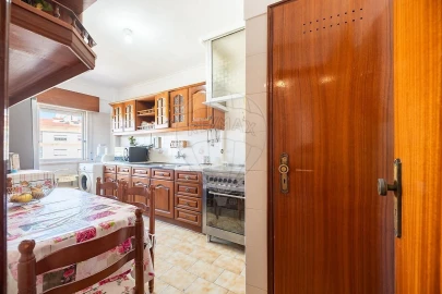 Apartamento T3 para Venda em Queluz e Belas