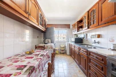 Apartamento T3 para Venda em Queluz e Belas