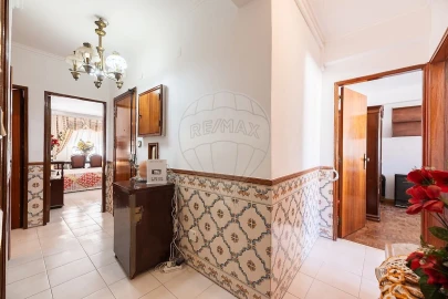 Apartamento T3 para Venda em Queluz e Belas