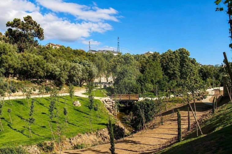 Apartamento T3 para Venda em Queluz e Belas Foto 4