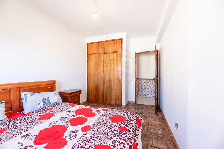 Apartamento T3 para Venda em Queluz e Belas Foto 19