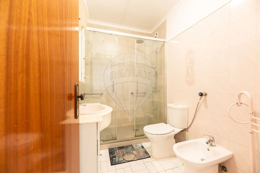 Apartamento T3 para Venda em Queluz e Belas Foto 24