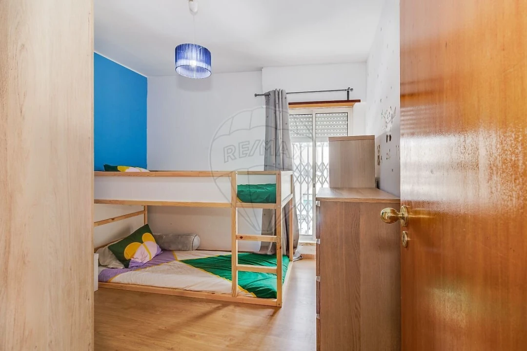 Apartamento T2 para Venda em Alfragide Foto 7