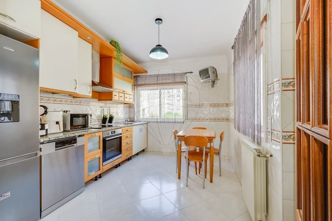 Apartamento T2 para Venda em Póvoa de Santa Iria e Forte da Casa Foto 9