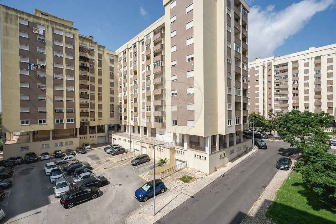 Apartamento T2 para Venda em Póvoa de Santa Iria e Forte da Casa Foto 21