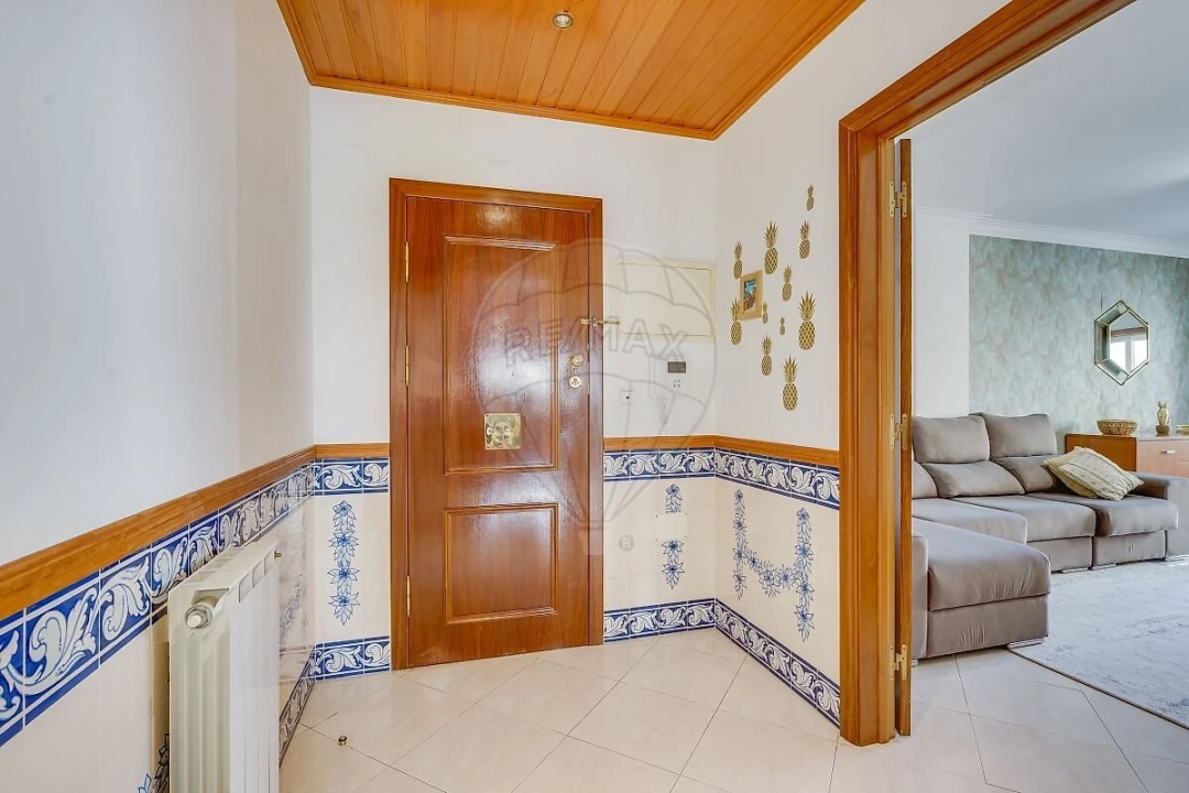 Apartamento T2 para Venda em Póvoa de Santa Iria e Forte da Casa Foto 6