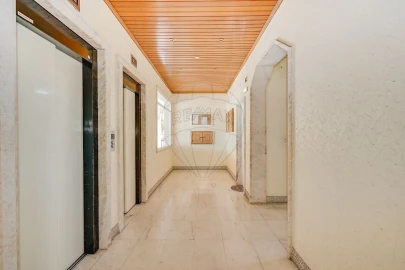 Apartamento T2 para Venda em Póvoa de Santa Iria e Forte da Casa