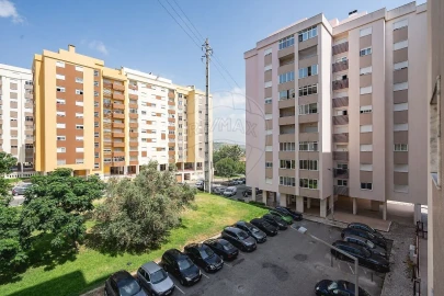 Apartamento T2 para Venda em Póvoa de Santa Iria e Forte da Casa