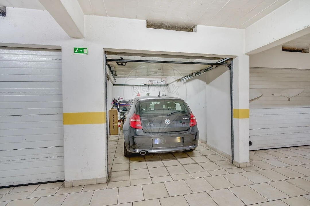 Apartamento T2 para Venda em Póvoa de Santa Iria e Forte da Casa Foto 22