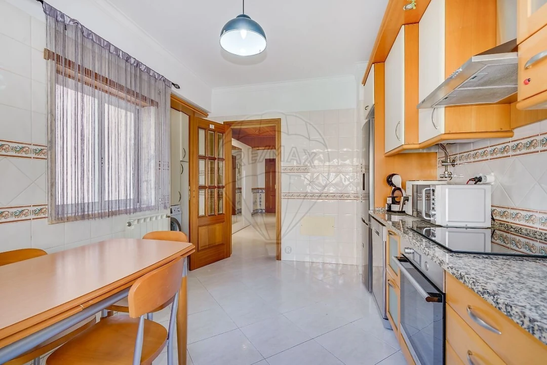 Apartamento T2 para Venda em Póvoa de Santa Iria e Forte da Casa Foto 10