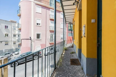 Apartamento T1 para Venda em Penha de França