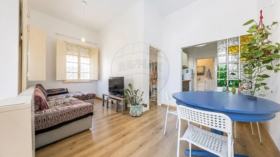Apartamento T1 para Venda em Penha de França
