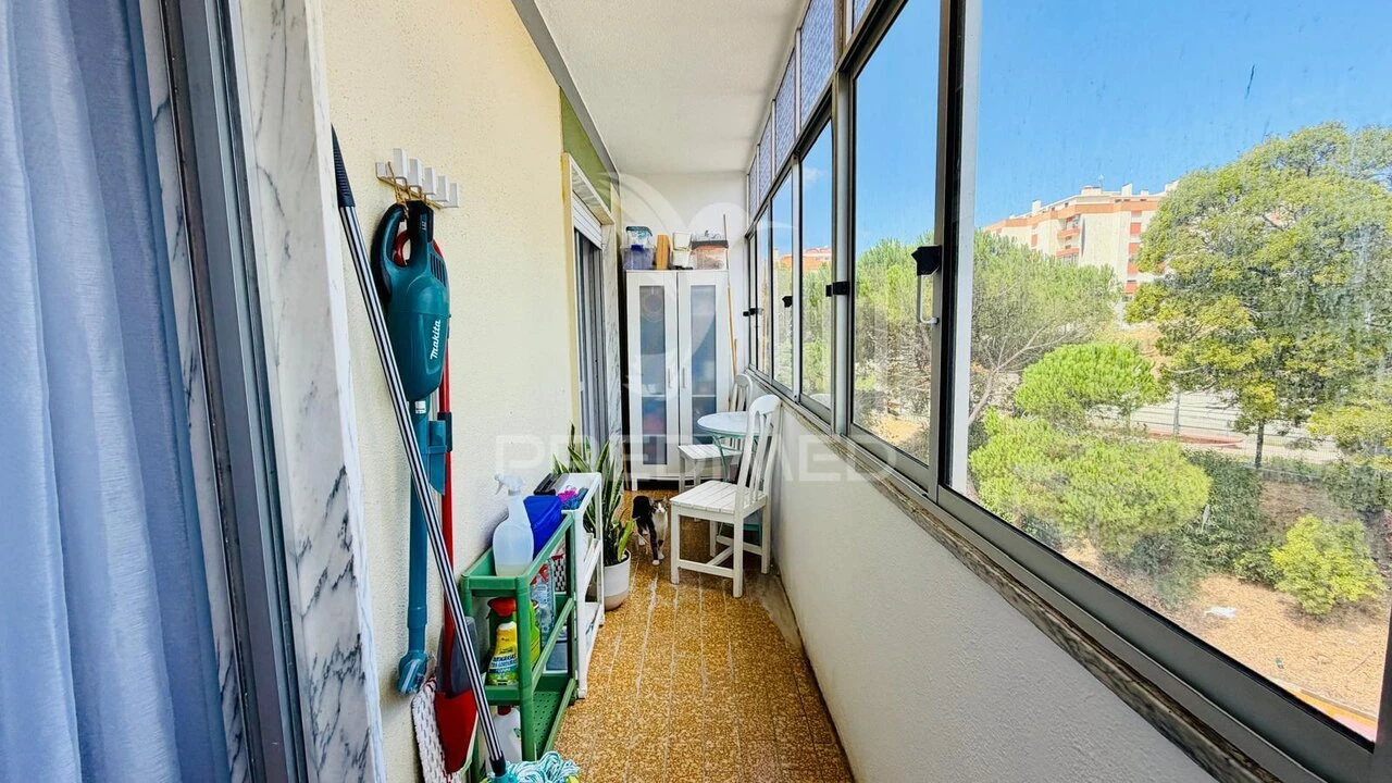 Apartamento T3 para Venda em Agualva e Mira-Sintra Foto 21