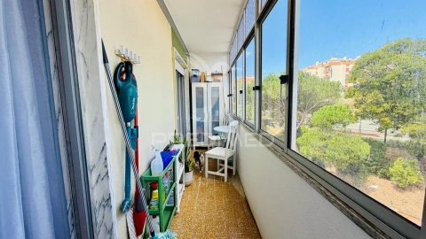 Apartamento T3 para Venda em Agualva e Mira-Sintra
