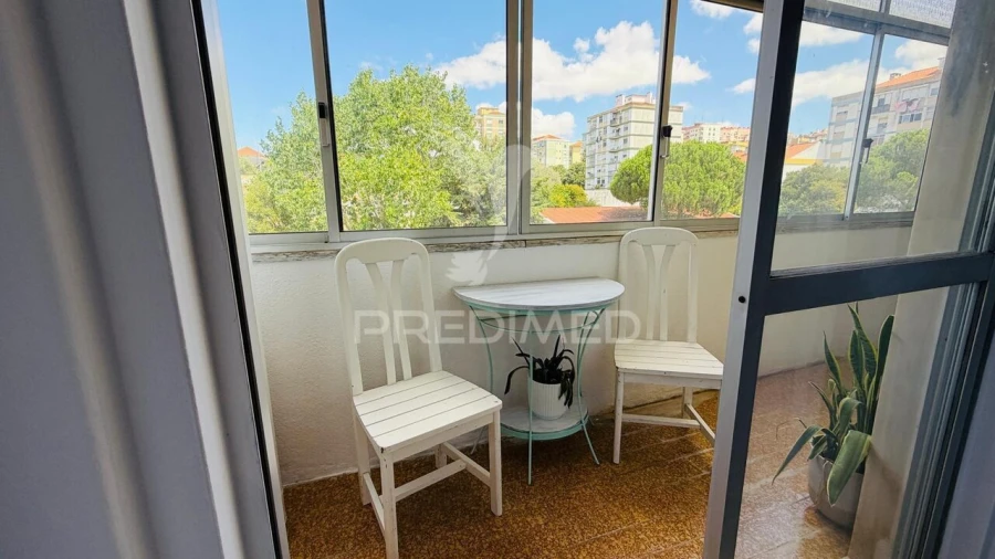 Apartamento T3 para Venda em Agualva e Mira-Sintra Foto 3
