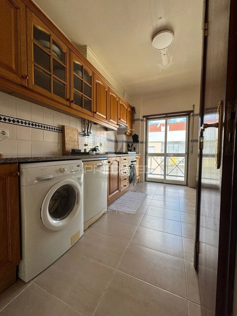 Apartamento T2 para Venda em Quinta do Conde Foto 9