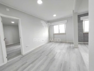 Apartamento T2 para Venda em Setubal (São Sebastião)