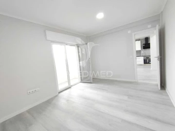 Apartamento T2 para Venda em Setubal (São Sebastião)