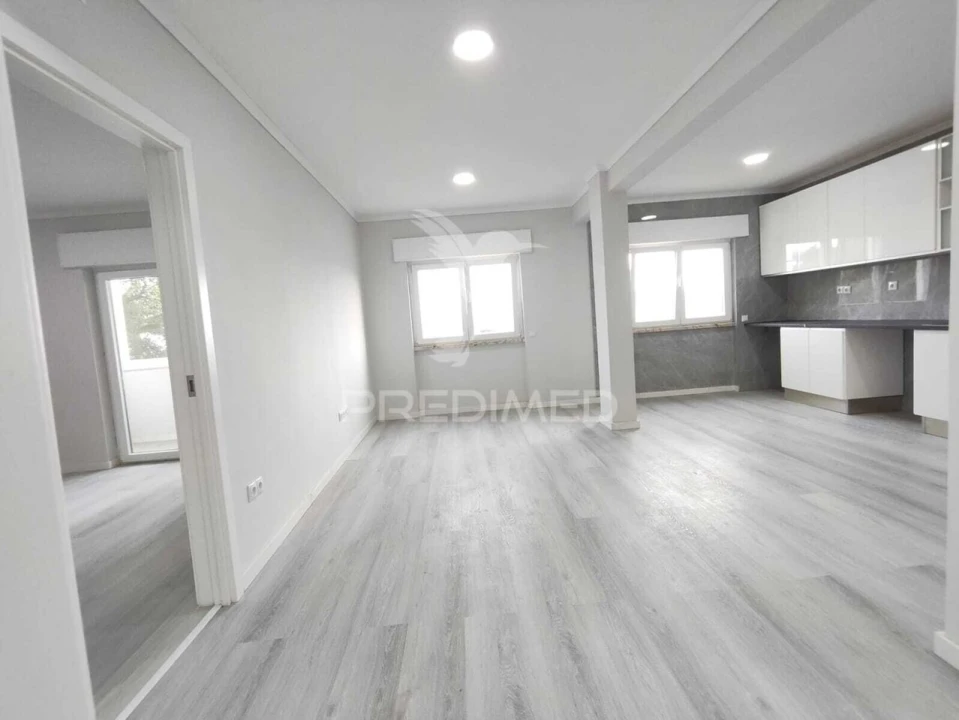 Apartamento T2 para Venda em Setubal (São Sebastião) Foto 3
