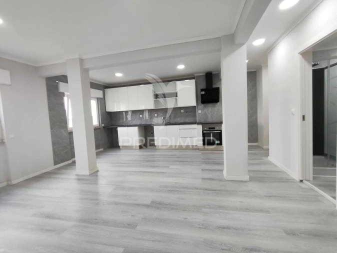 Apartamento T2 para Venda em Setubal (São Sebastião) Foto 4