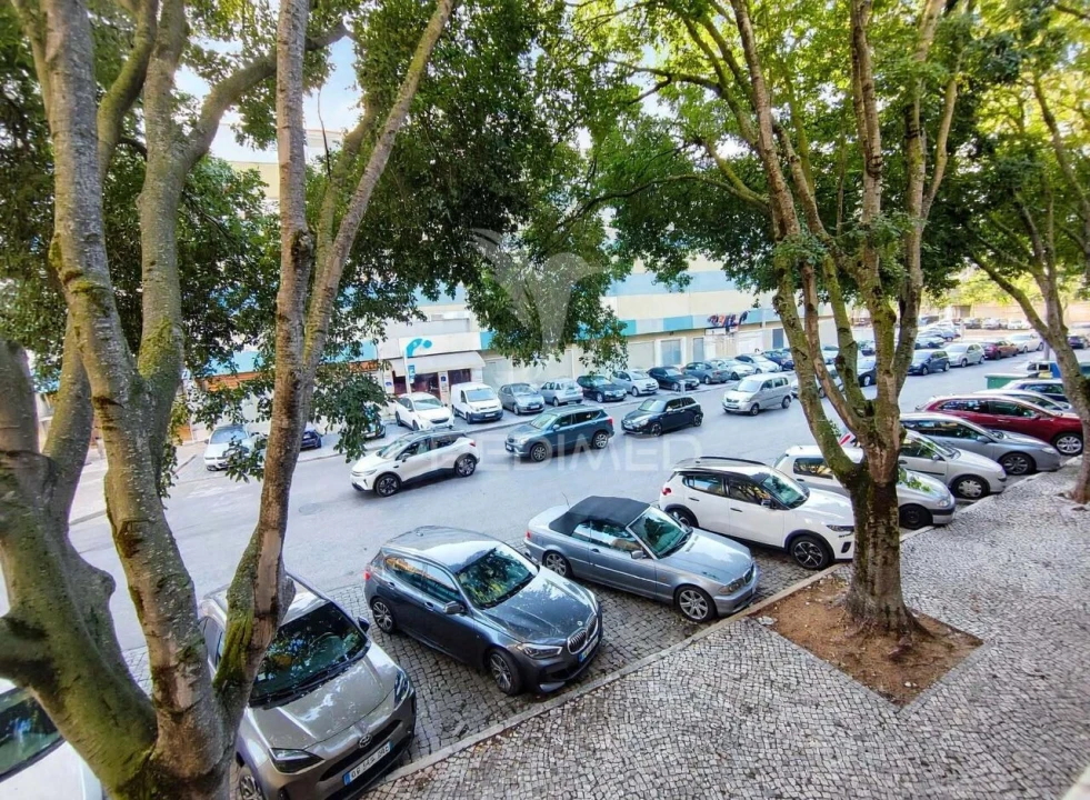 Apartamento T2 para Venda em Setubal (São Sebastião) Foto 1