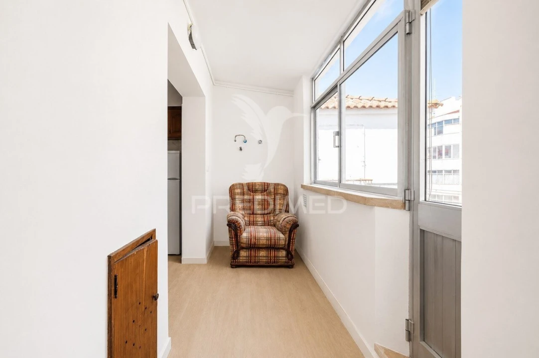 Apartamento T2 para Venda em Alcobaça e Vestiaria Foto 8