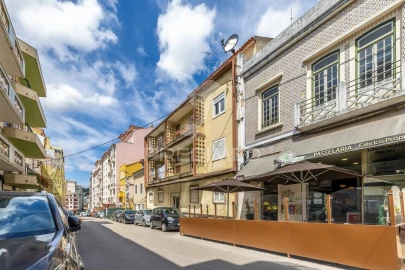 Apartamento T2 para Venda em Alcobaça e Vestiaria