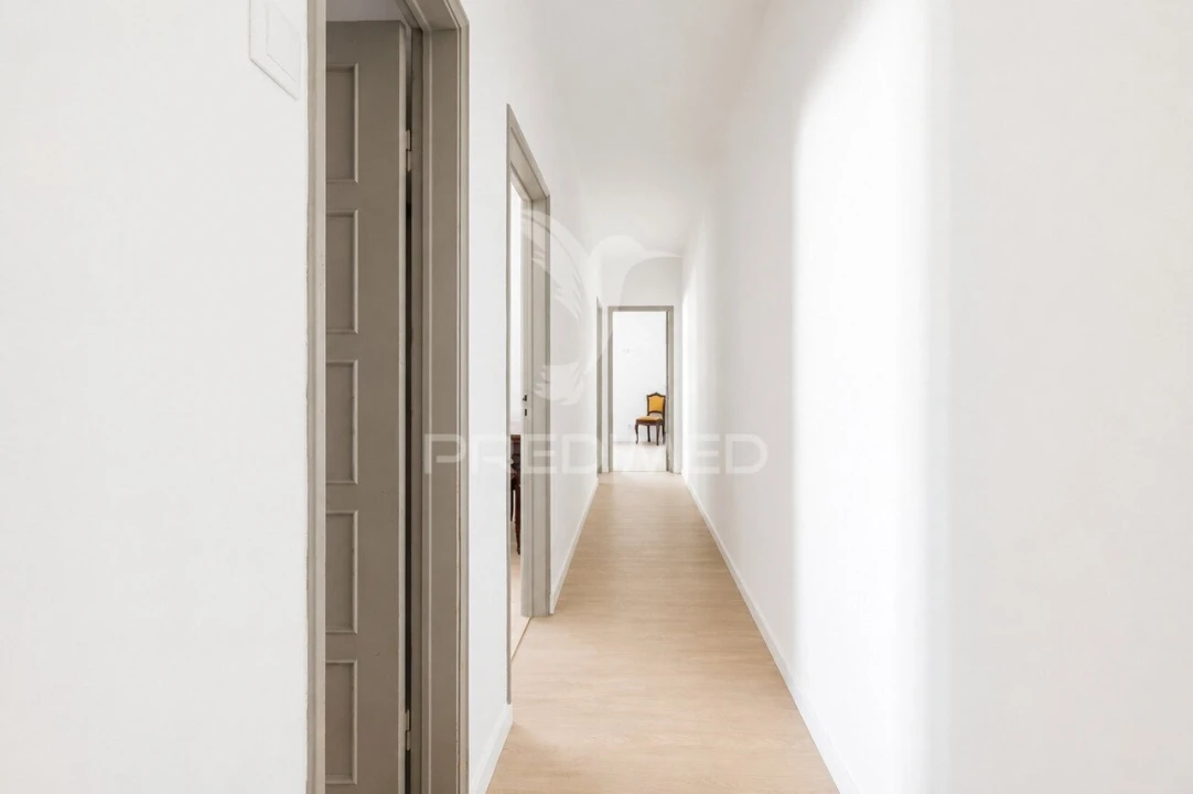 Apartamento T2 para Venda em Alcobaça e Vestiaria Foto 10