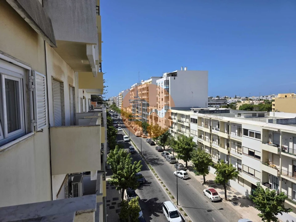 Apartamento T3 para Venda em Olhão Foto 3