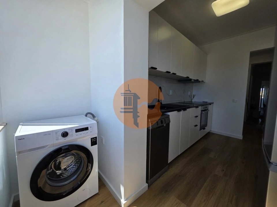 Apartamento T3 para Venda em Olhão Foto 16