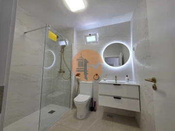 Apartamento T3 para Venda em Olhão