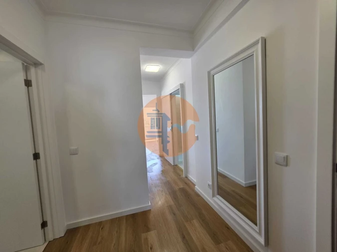 Apartamento T3 para Venda em Olhão Foto 10