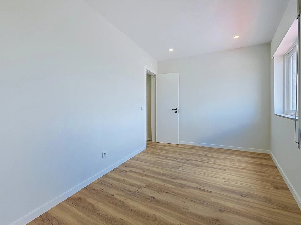 Apartamento T2 para Venda em Lagoa e Carvoeiro Foto 12