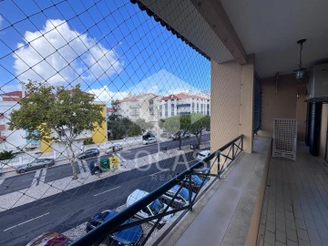 Apartamento T3 para Arrendamento em Cascais e Estoril