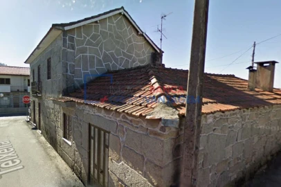 Moradia T2 para Venda em Vila Verde e Santão