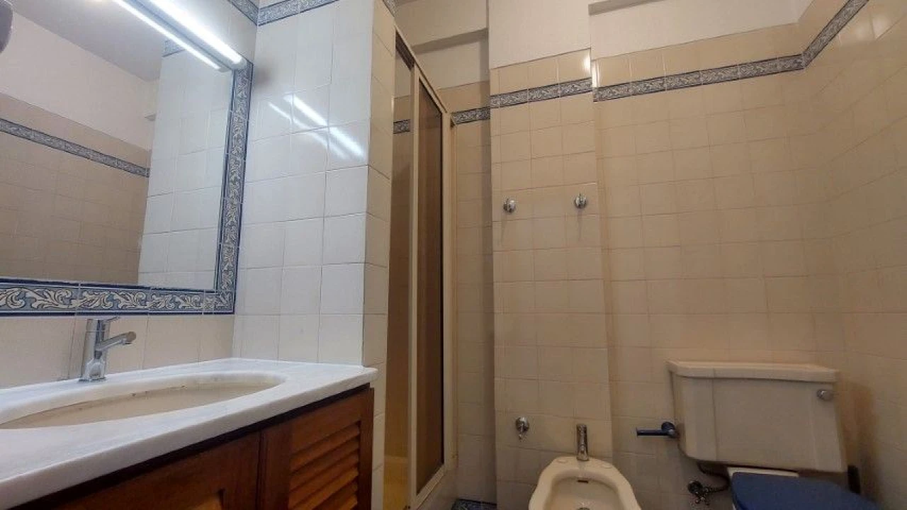 Apartamento T1 para Arrendamento em Carcavelos e Parede Foto 15