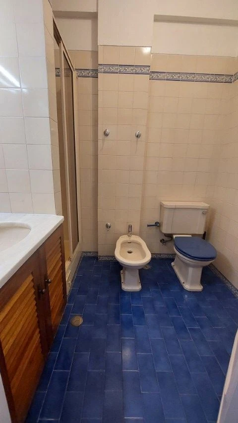 Apartamento T1 para Arrendamento em Carcavelos e Parede
