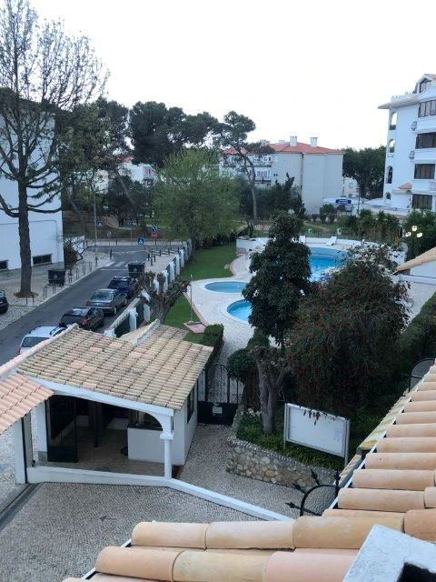 Apartamento T1 para Arrendamento em Carcavelos e Parede