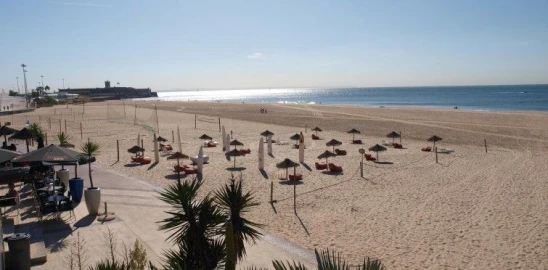 Apartamento T1 para Arrendamento em Carcavelos e Parede