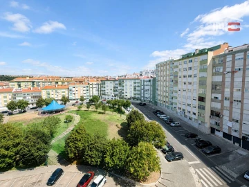Apartamento T4 para Venda em Mina de Água