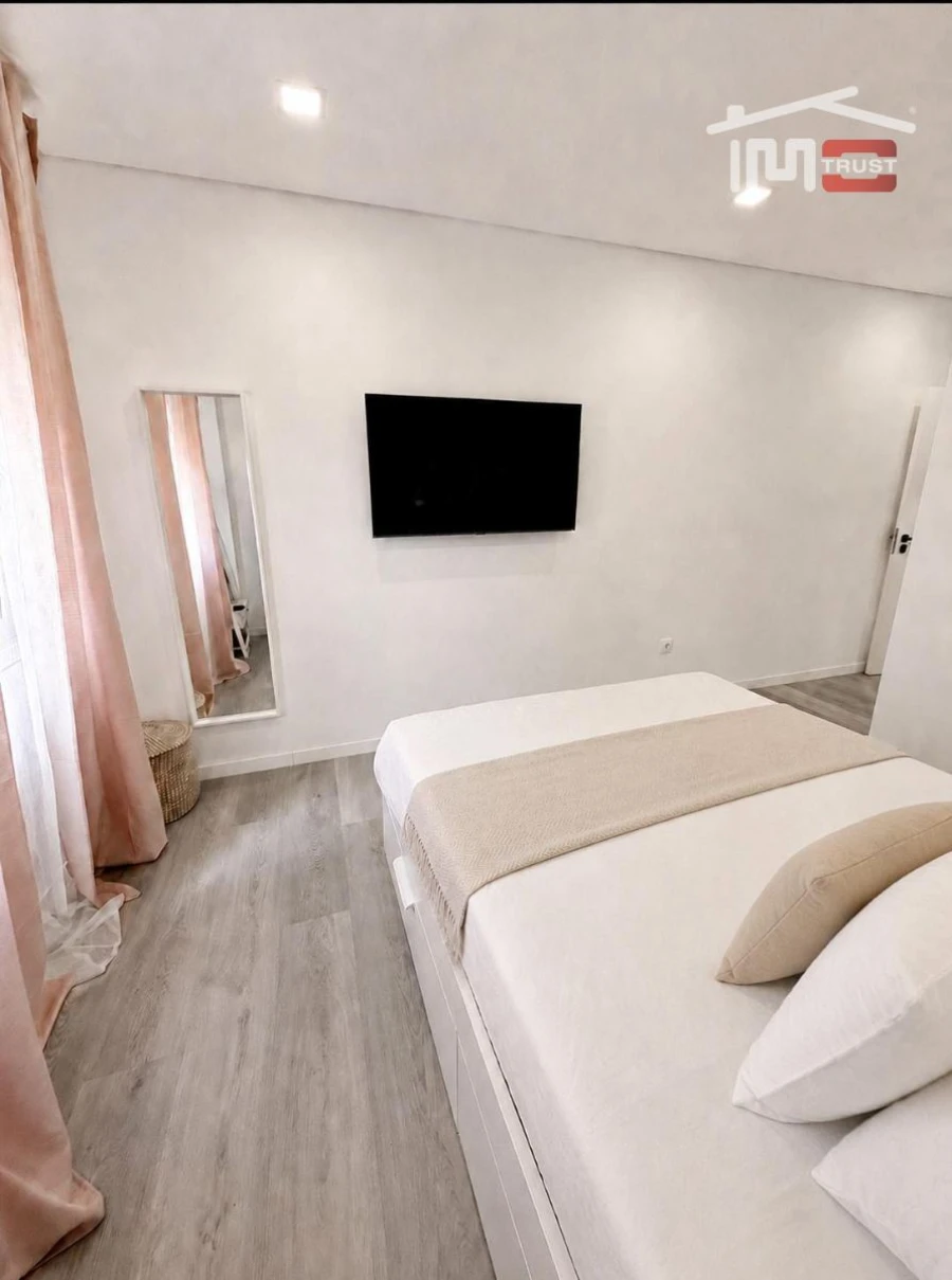 Apartamento T4 para Venda em Mina de Água Foto 17
