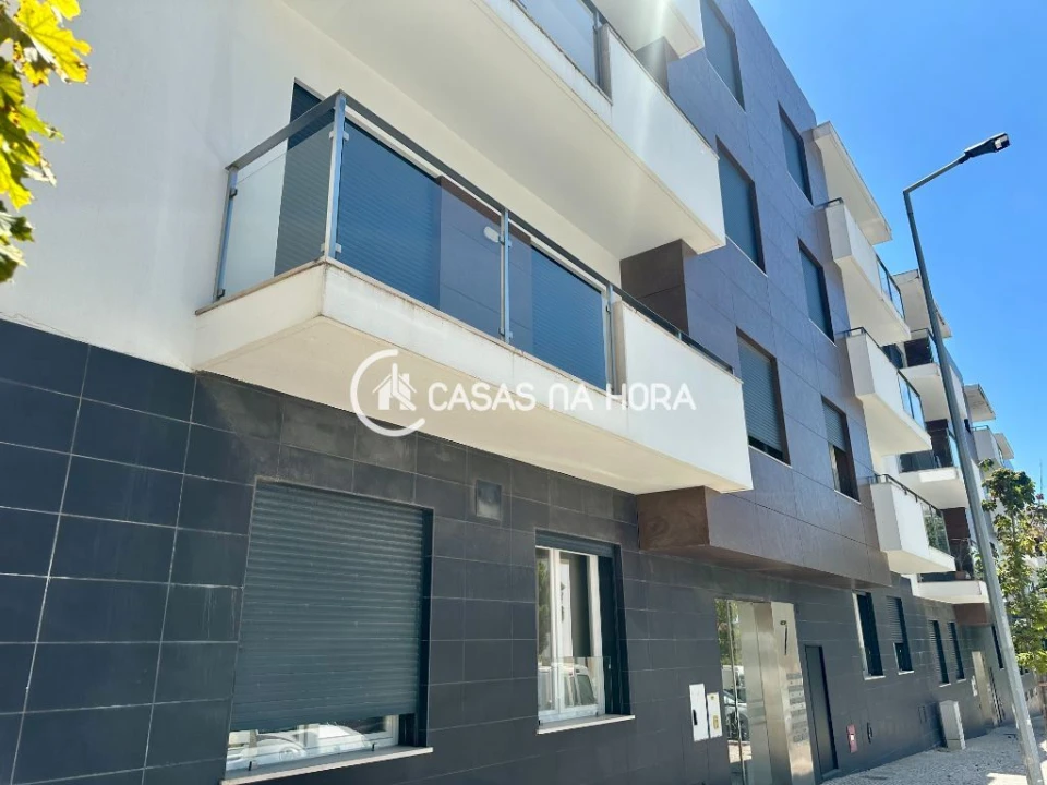 Apartamento T1 para Arrendamento em Charneca de Caparica e Sobreda Foto 20