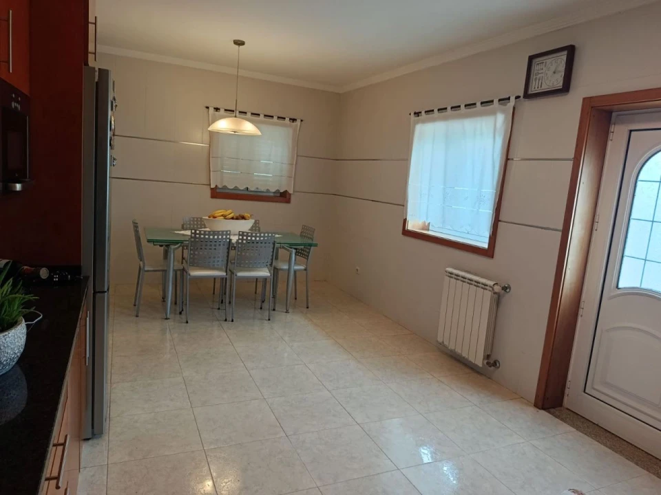 Moradia T3 para Venda em Castêlo da Maia Foto 4