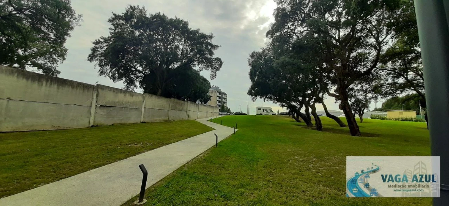 Apartamento T1 para Arrendamento em Paranhos Foto 16