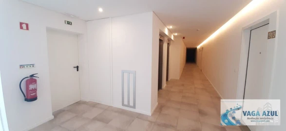 Apartamento T1 para Arrendamento em Paranhos