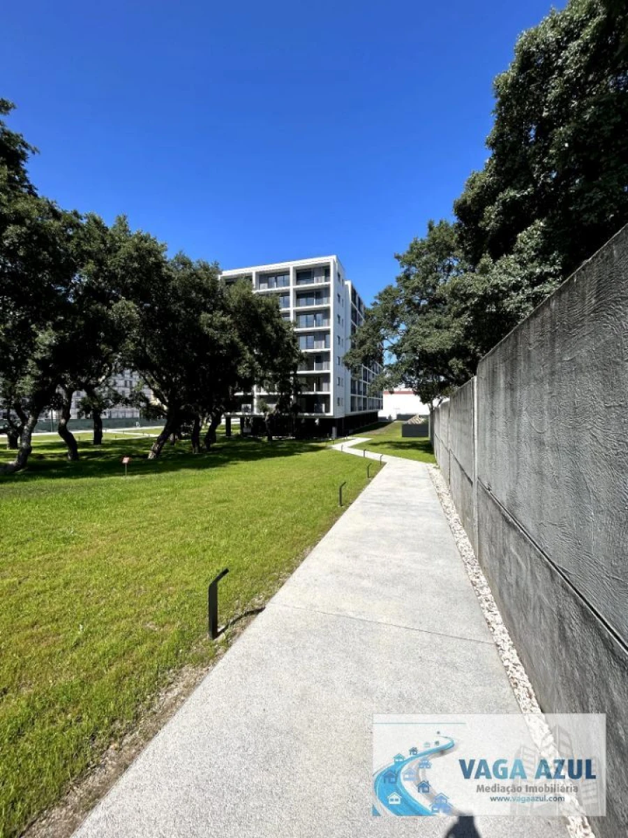 Apartamento T1 para Arrendamento em Paranhos Foto 9