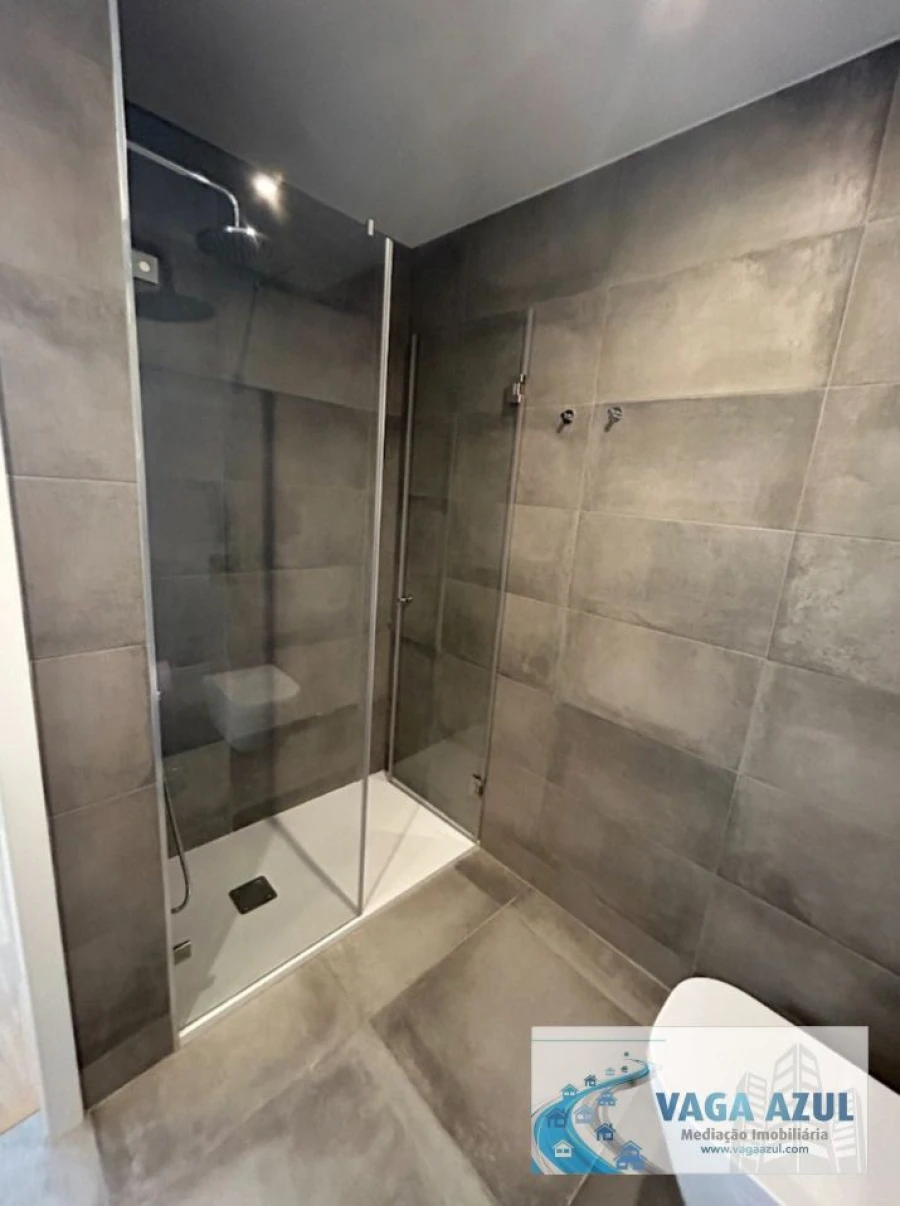 Apartamento T1 para Arrendamento em Paranhos Foto 7