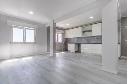Apartamento T2 para Venda em Azeitão (São Lourenço e São Simão)