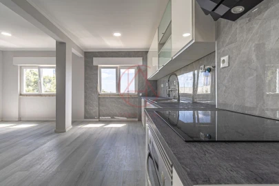 Apartamento T2 para Venda em Azeitão (São Lourenço e São Simão)